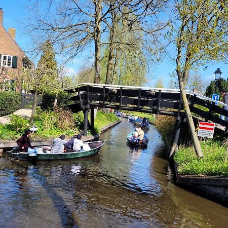 B&B Villa Giethoorn - Canalview, Privacy & Parking 외부 사진