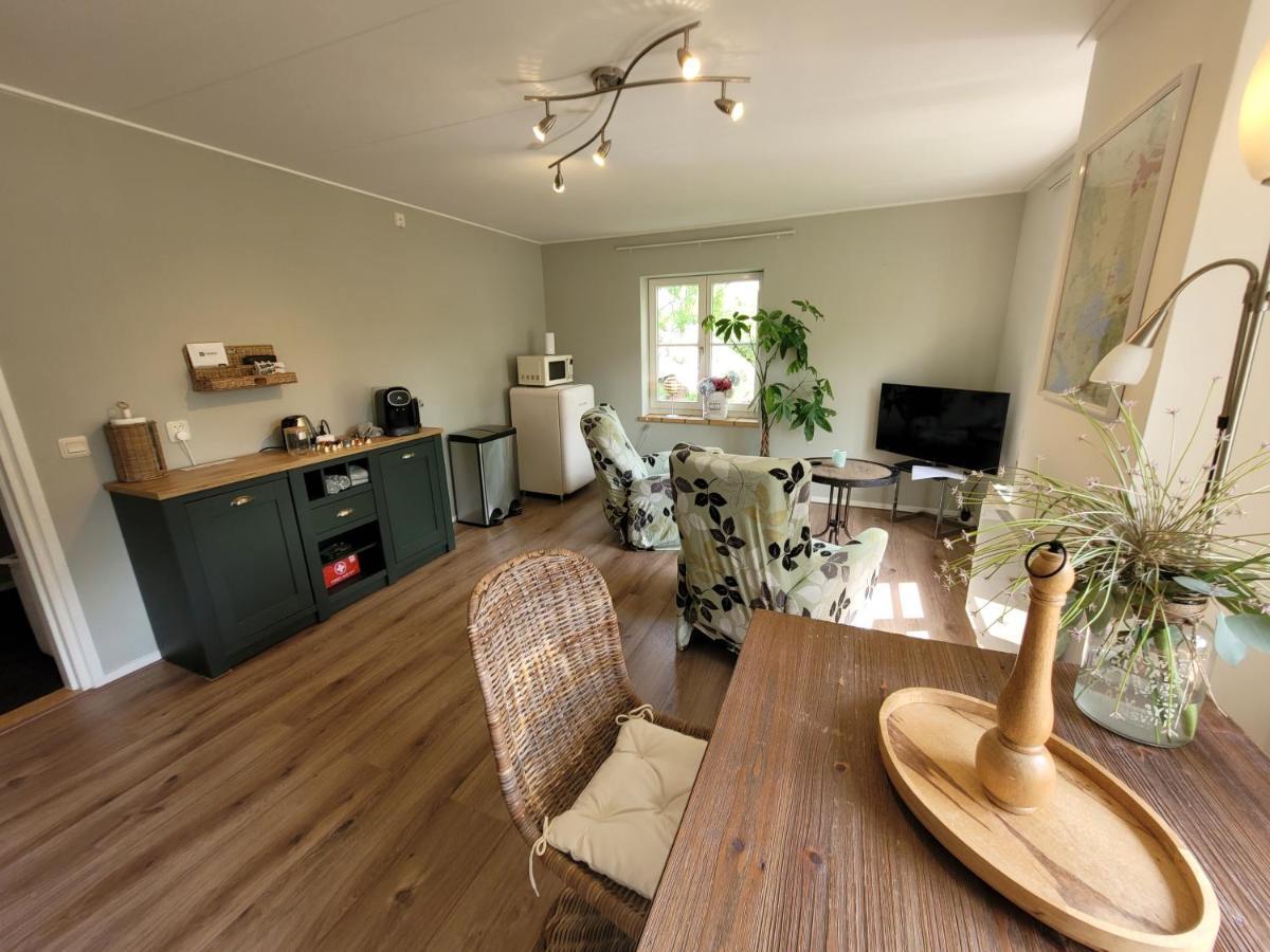 B&B Villa Giethoorn - Canalview, Privacy & Parking 외부 사진