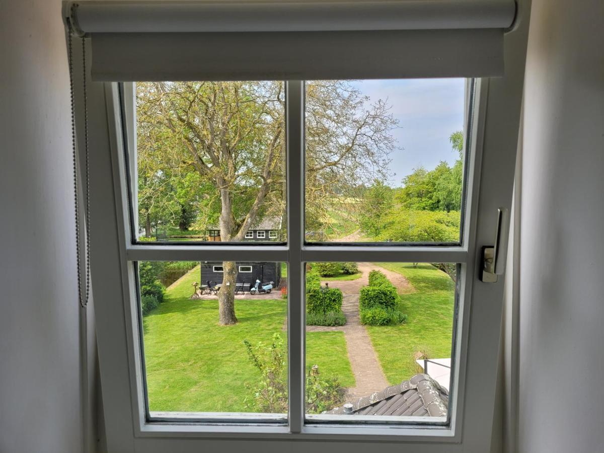 B&B Villa Giethoorn - Canalview, Privacy & Parking 외부 사진