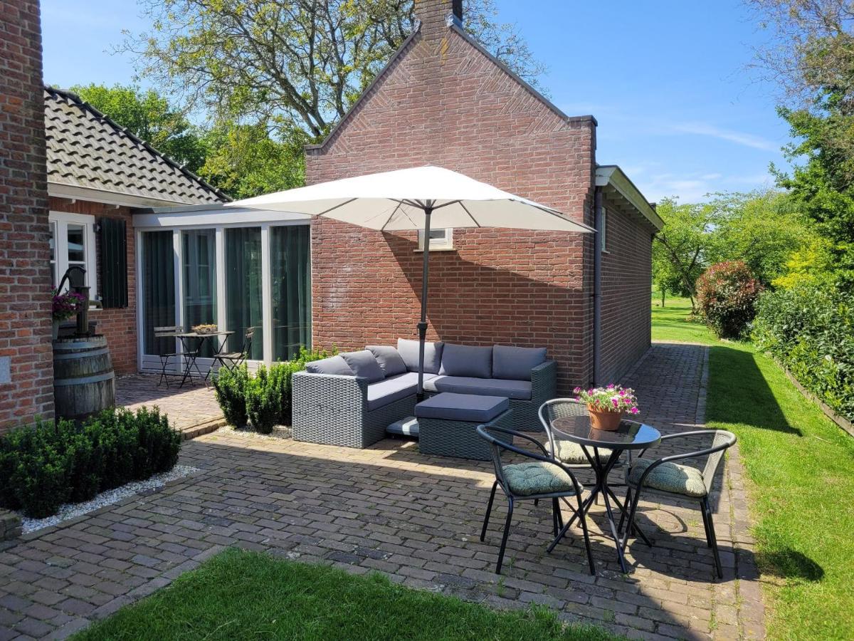 B&B Villa Giethoorn - Canalview, Privacy & Parking 외부 사진